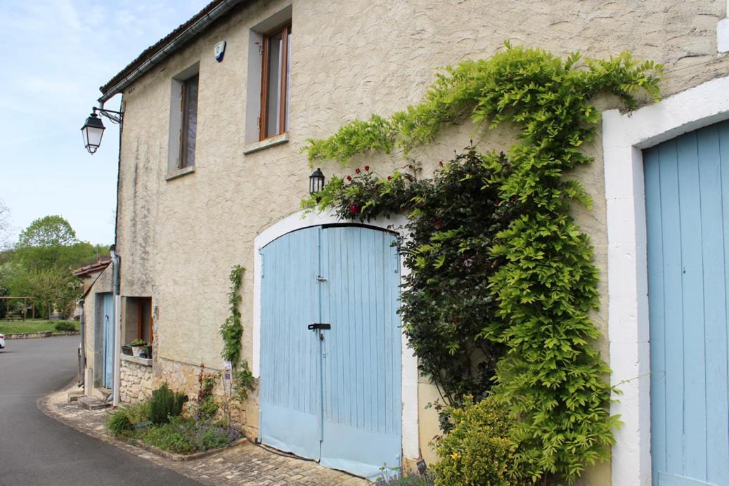 La Grange, 10 Rue Du Lavoir Saint-Martial-d'Albarede Luaran gambar